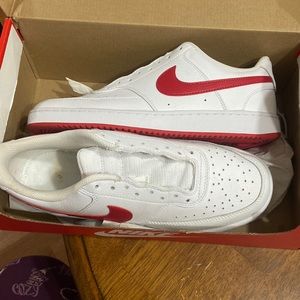 Nike court vision lo